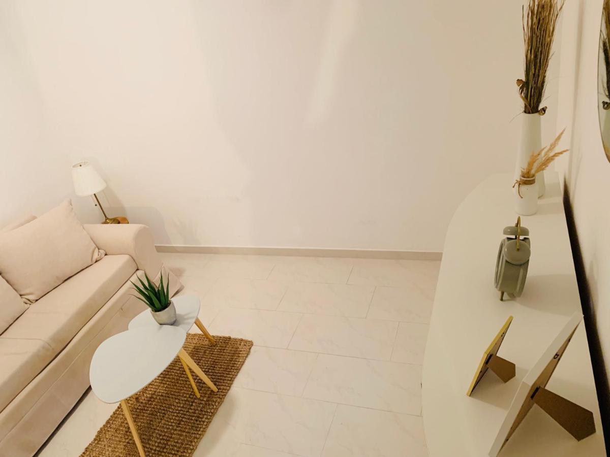 Ruhige Wohnung Im Gasometer Wien *Wifi*U3*Netflix* Exteriör bild