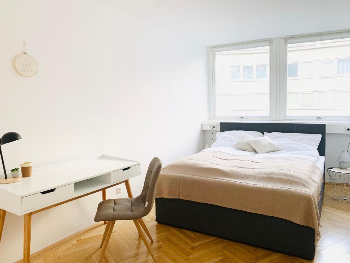 Ruhige Wohnung Im Gasometer Wien *Wifi*U3*Netflix* Exteriör bild