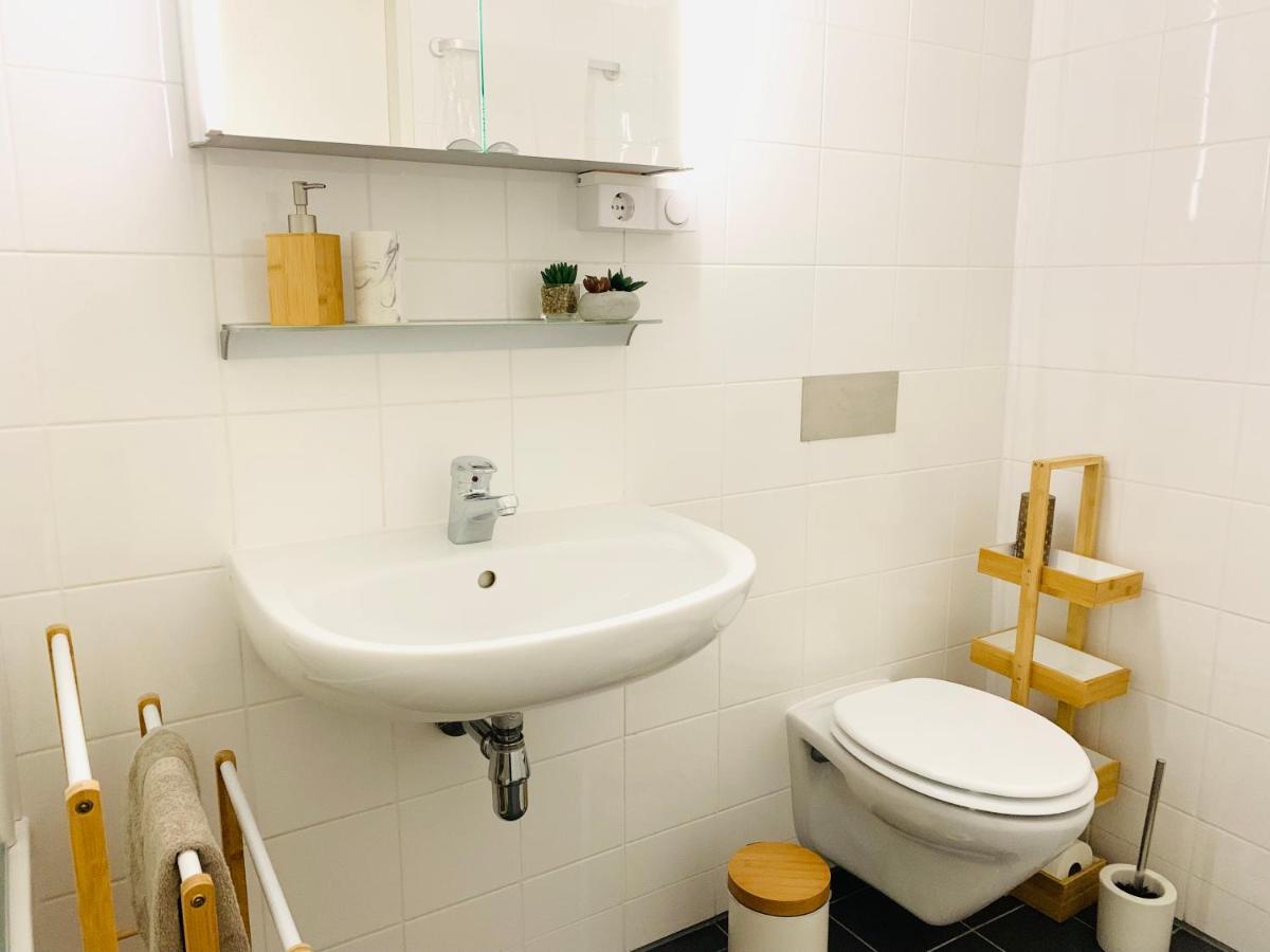 Ruhige Wohnung Im Gasometer Wien *Wifi*U3*Netflix* Exteriör bild