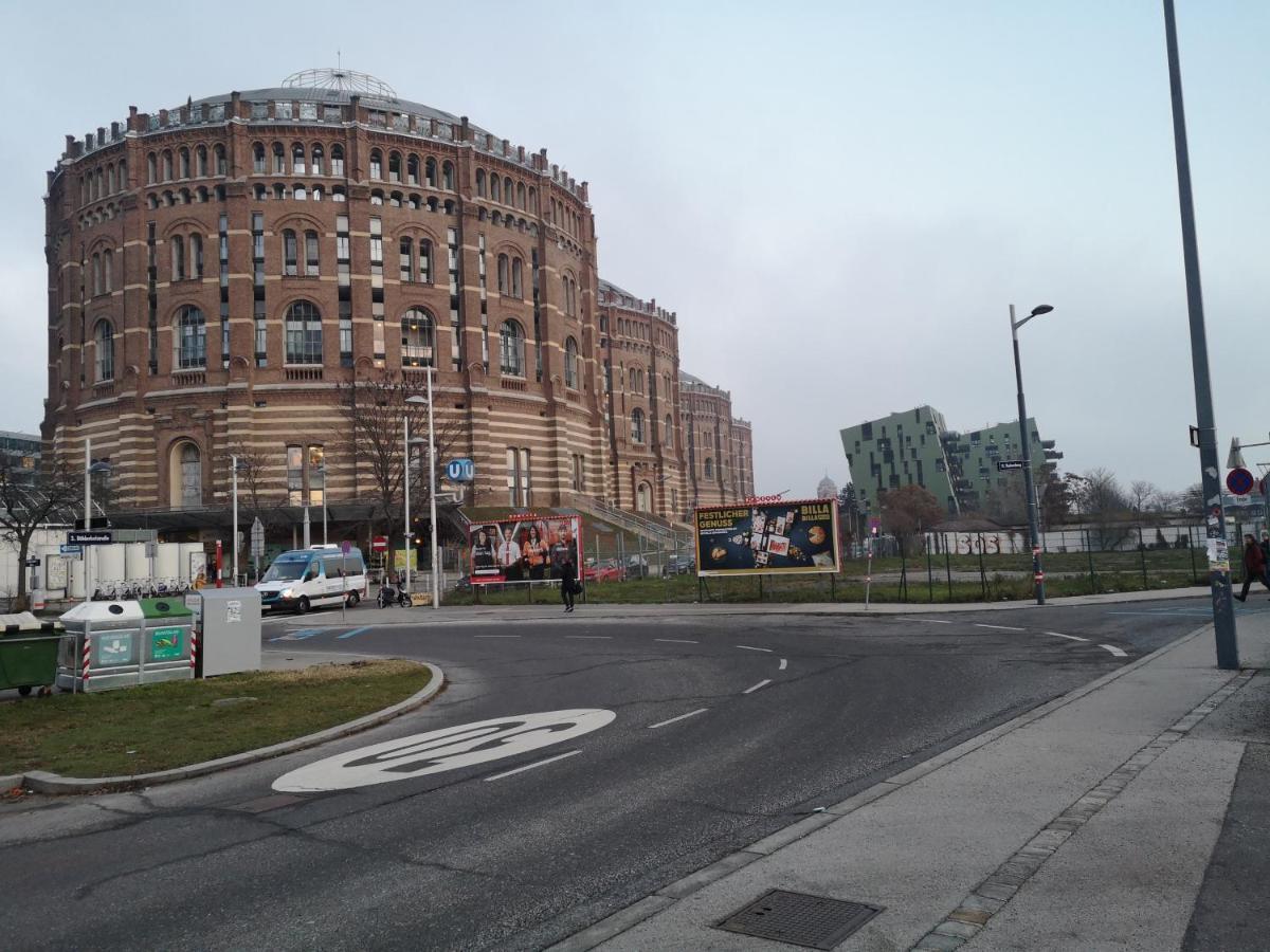 Ruhige Wohnung Im Gasometer Wien *Wifi*U3*Netflix* Exteriör bild